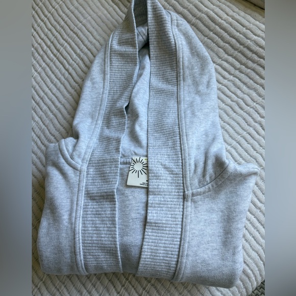 Offline by Aerie Shrug Hoodie - Picture 2 of 7